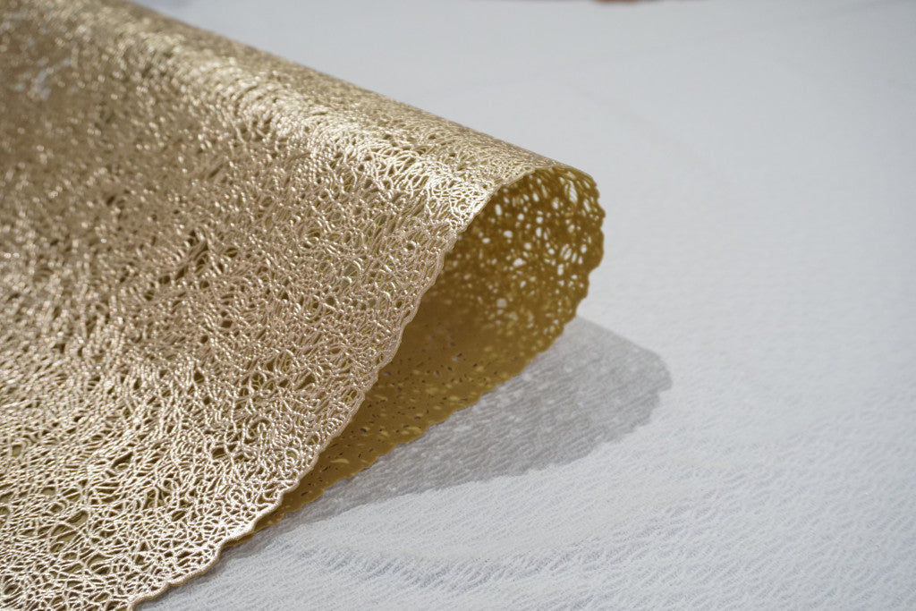 18" Set of Four Gold Vinyl Placemats Homeroots Kitchen & Dining