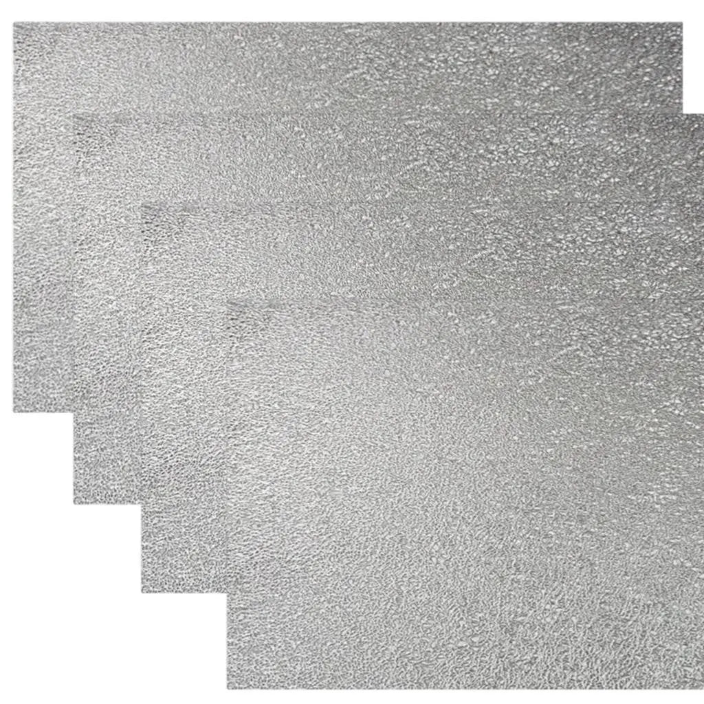 18" Set of Four Silver Vinyl Placemats Homeroots Kitchen & Dining