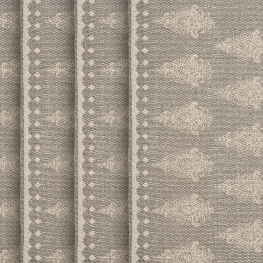 19" Set of Four Gray And Cream Geometric Medallion Cotton Placemats Homeroots Kitchen & Dining