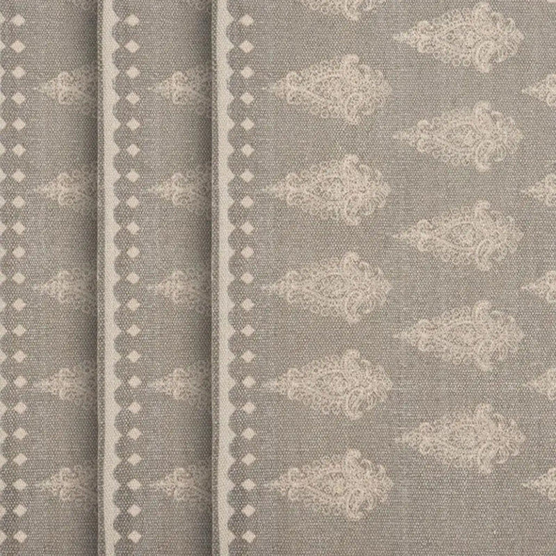 19" Set of Four Gray And Cream Geometric Medallion Cotton Placemats Homeroots Kitchen & Dining