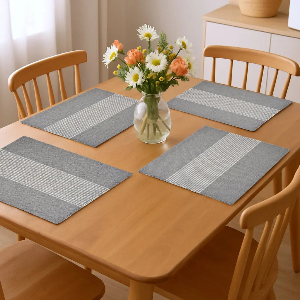 19" Set of Four Gray And White Striped Cotton Placemats Homeroots Kitchen & Dining