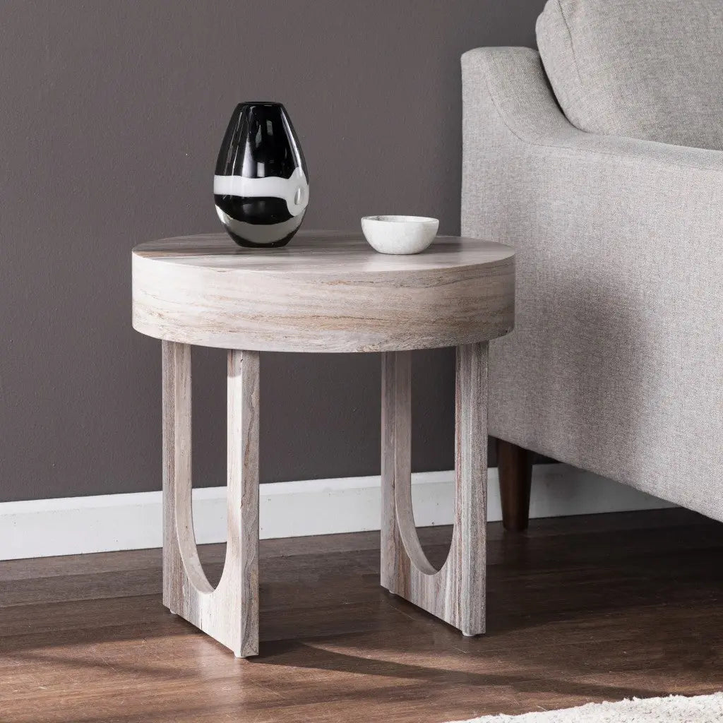20" Brown Manufactured Wood Round End Table Homeroots Living Room