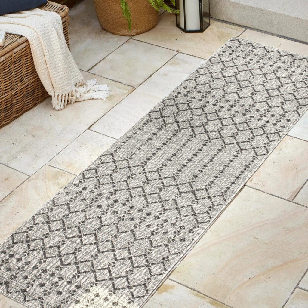 20' Light Gray And Black Trellis Indoor Outdoor Runner Rug - GreatEagleInc