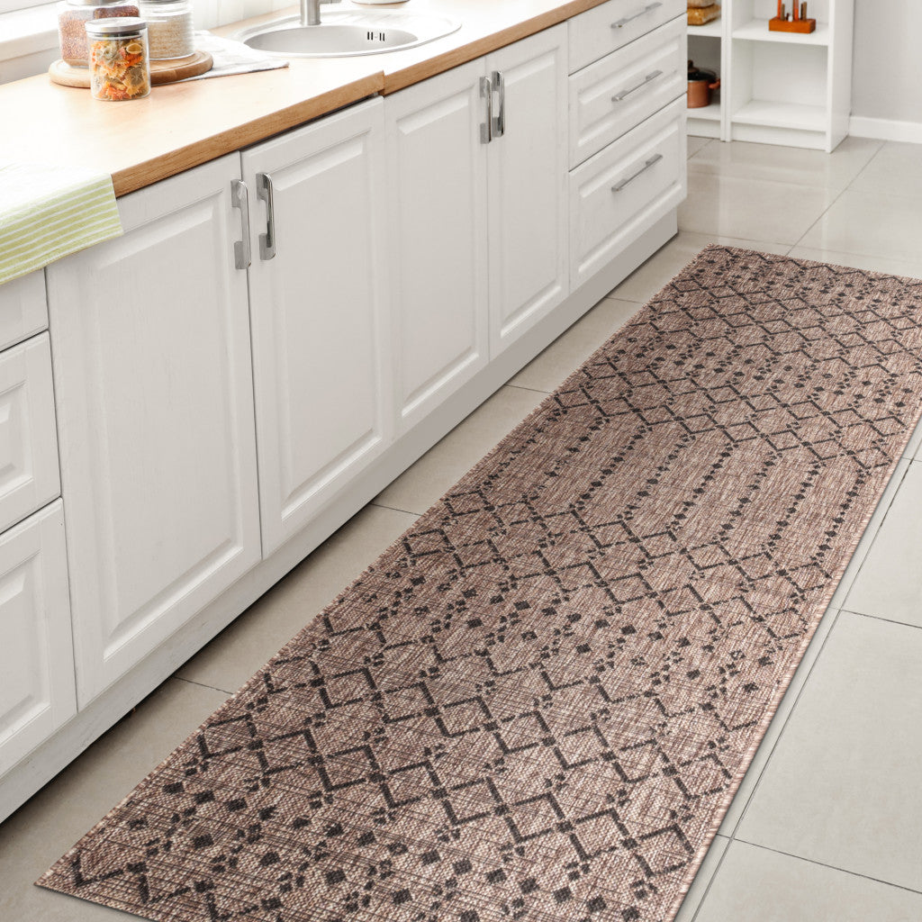 20' Natural And Black Trellis Indoor Outdoor Runner Rug - GreatEagleInc