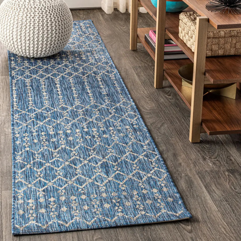 20' Navy Blue And Light Gray Trellis Indoor Outdoor Runner Rug Homeroots Outdoor
