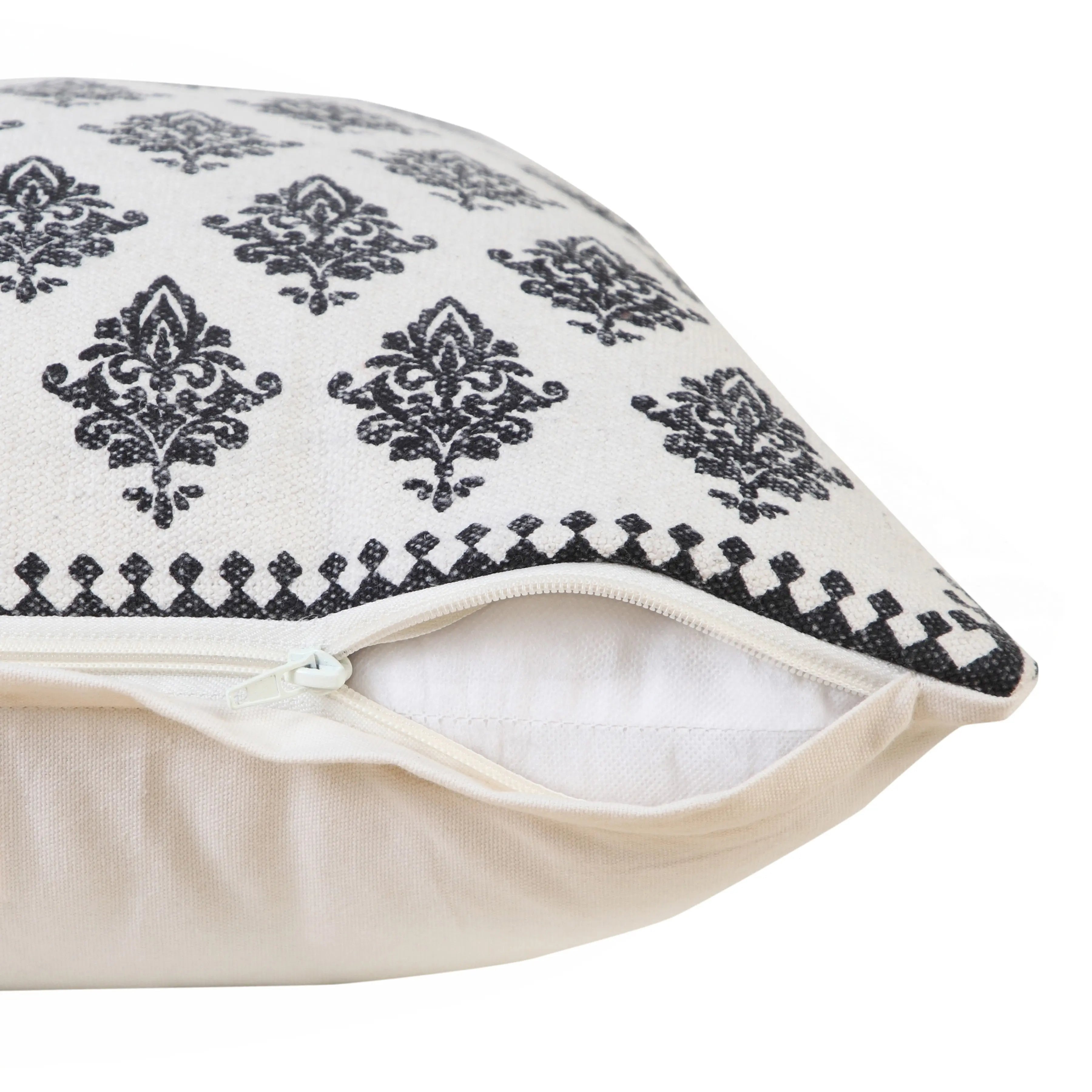 20" White And Black Floral Cotton Throw Pillow Cover Homeroots Home Decor
