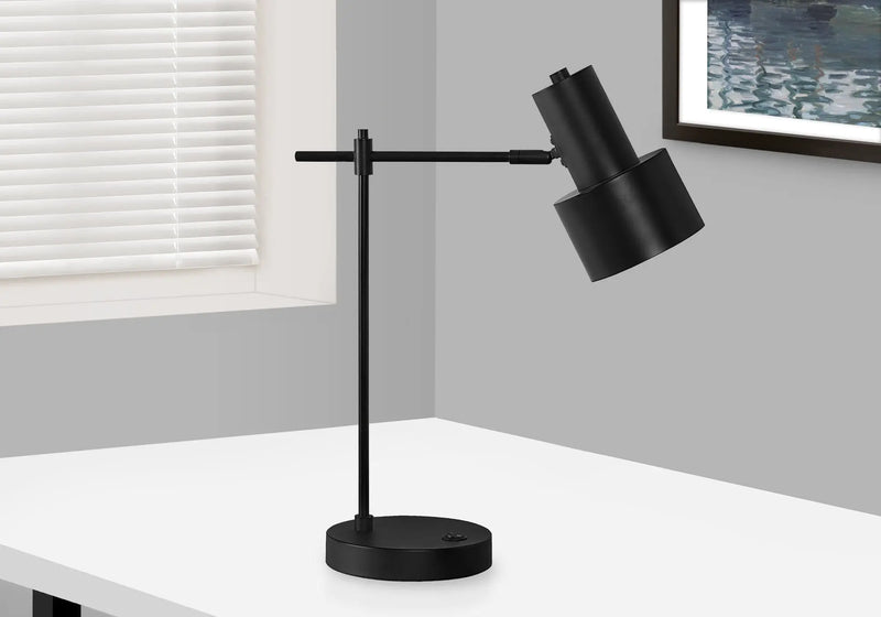 21" Black Metal Round USB Table Lamp With Black Drum Shade Homeroots Lighting