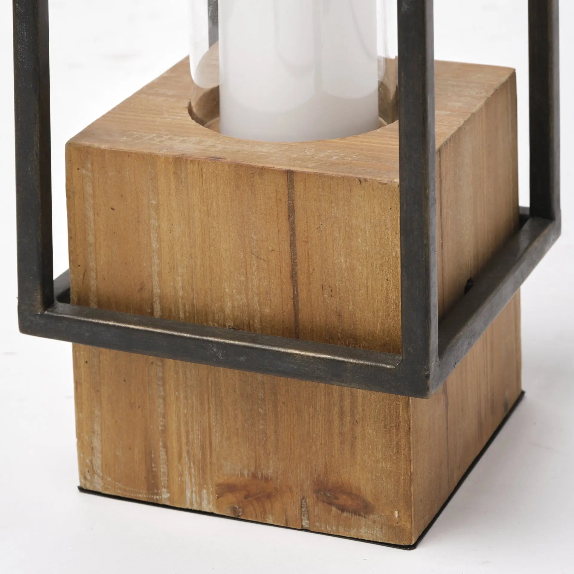 21" Black Metal Tabletop Lantern Candle Holder Homeroots Home Decor