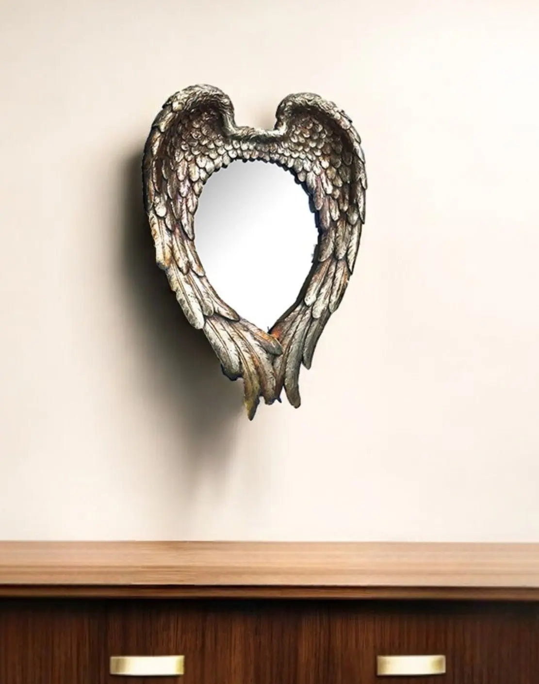 22" Antiqued Gold Heart Resin Framed Accent Mirror Homeroots Bed & Bath
