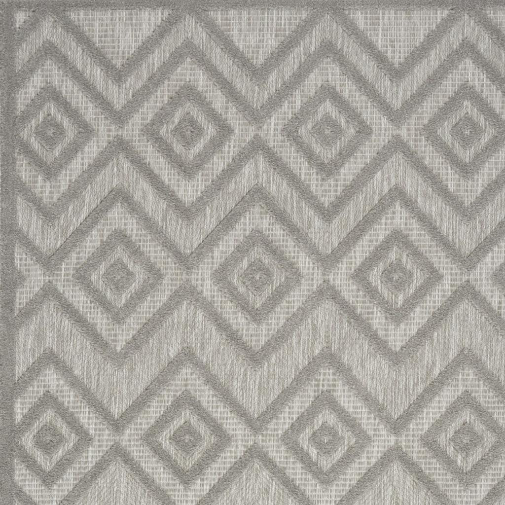 5' X 7' Gray Indoor Outdoor Area Rug - GreatEagleInc