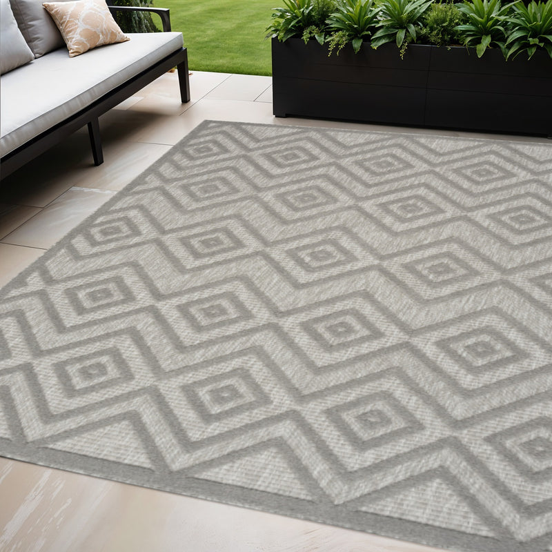 5' X 7' Gray Indoor Outdoor Area Rug - GreatEagleInc
