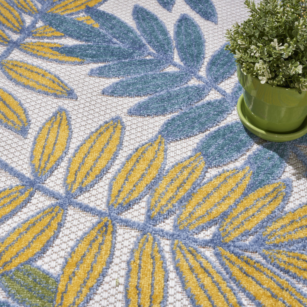 5' X 5' Ivory And Blue Round Indoor Outdoor Area Rug - GreatEagleInc