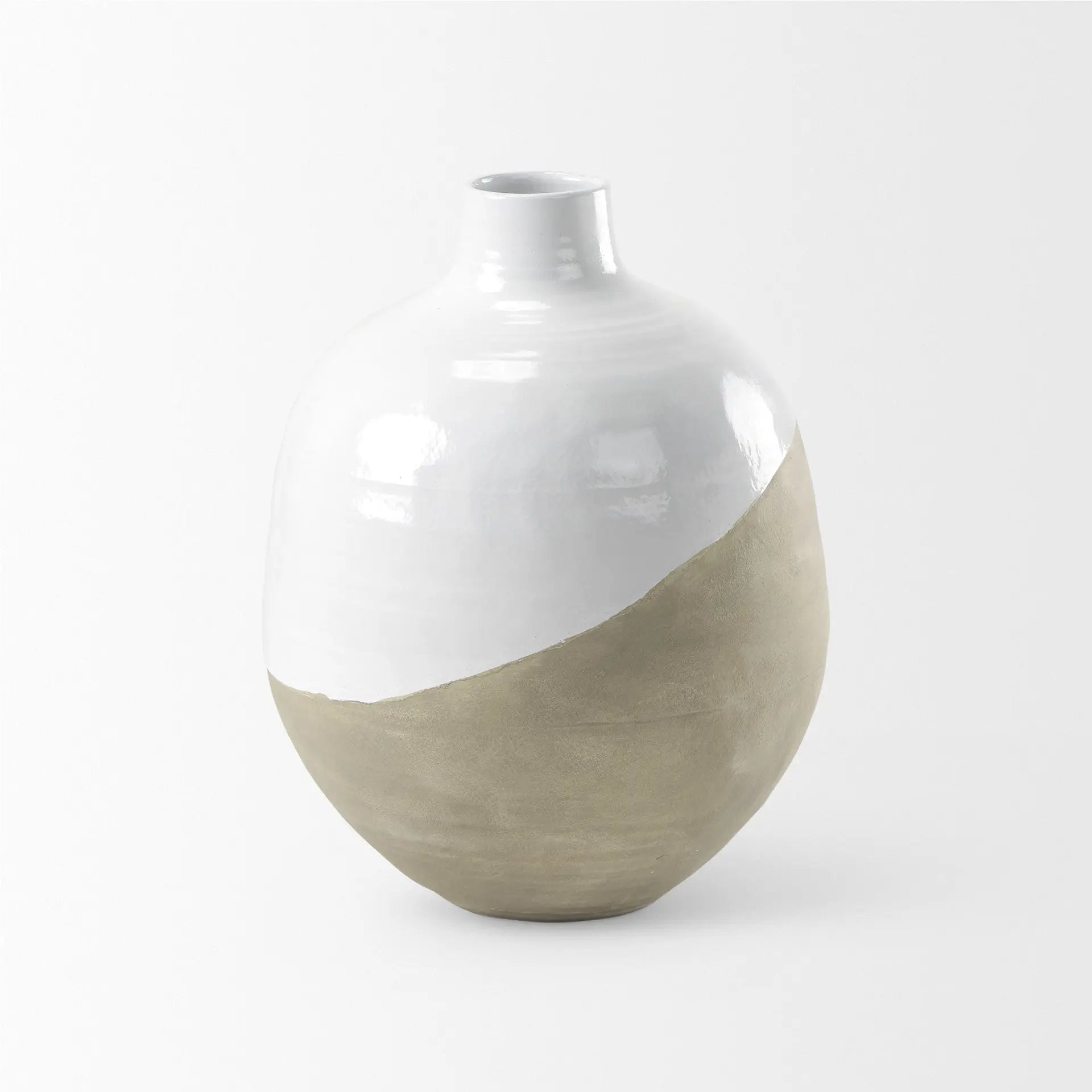 24" White And Beige Ombre Ceramic Round Floor Vase Homeroots Home Decor