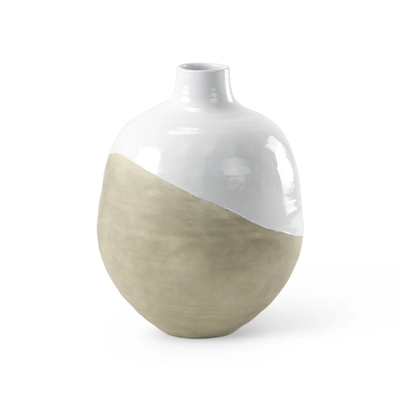 24" White And Beige Ombre Ceramic Round Floor Vase Homeroots Home Decor