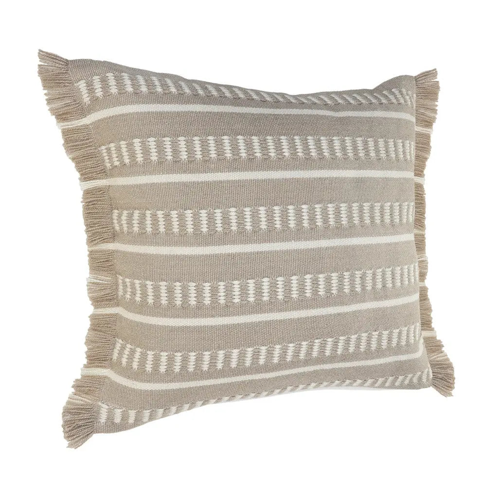 24" X 24" Tan Zippered Coastal Indoor Outdoor Throw Pillow Homeroots Outdoor