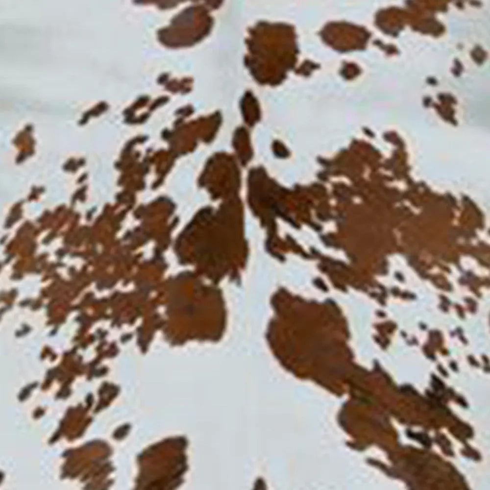 24" X 36" Salt And Pepper, Brown And White Calfskin - Area Rug Homeroots Home Decor