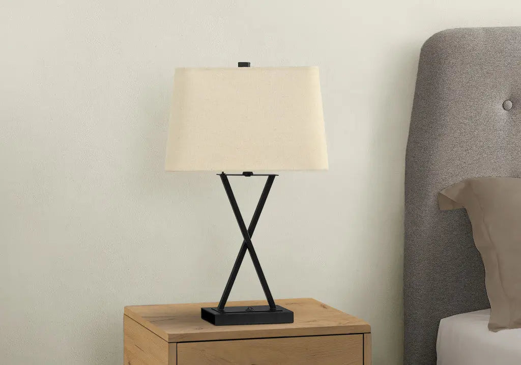 25" Black Metal Geometric USB Table Lamp With Beige Shade Homeroots Lighting