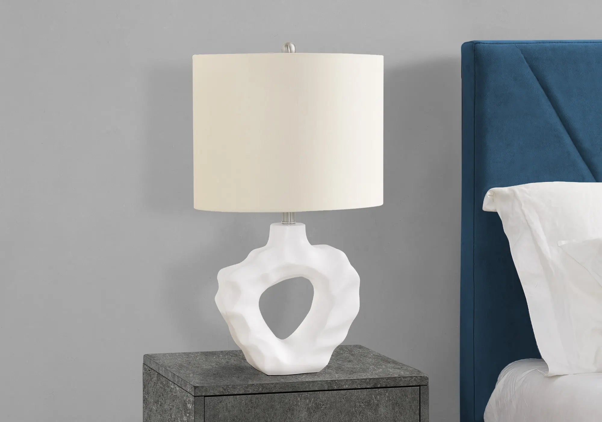 25" Cream Novelty Table Lamp With Cream Drum Shade Homeroots Lighting
