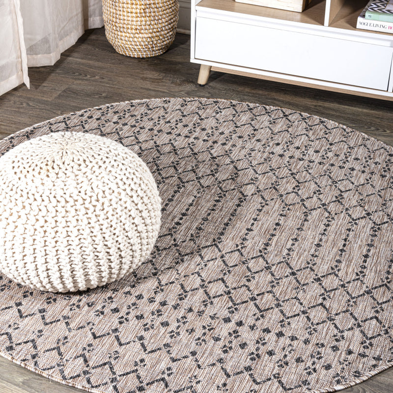 6' Natural And Black Round Trellis Indoor Outdoor Area Rug - GreatEagleInc
