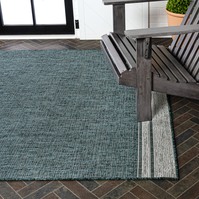 5' X 8' Turquoise And Cream Indoor Outdoor Area Rug - GreatEagleInc