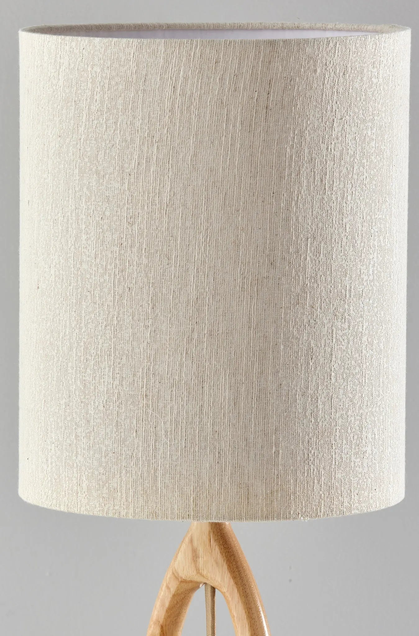 28" Natural Solid Wood Round Table Lamp With Beige Drum Shade - GreatEagleInc