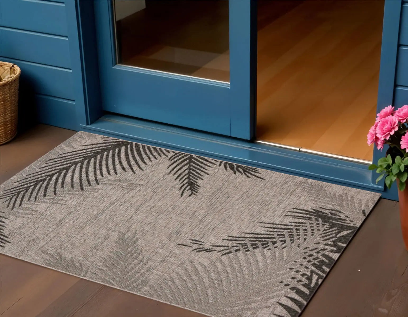 2' X 3' Beige Palm Leaf Indoor Outdoor Area Rug Homeroots Outdoor