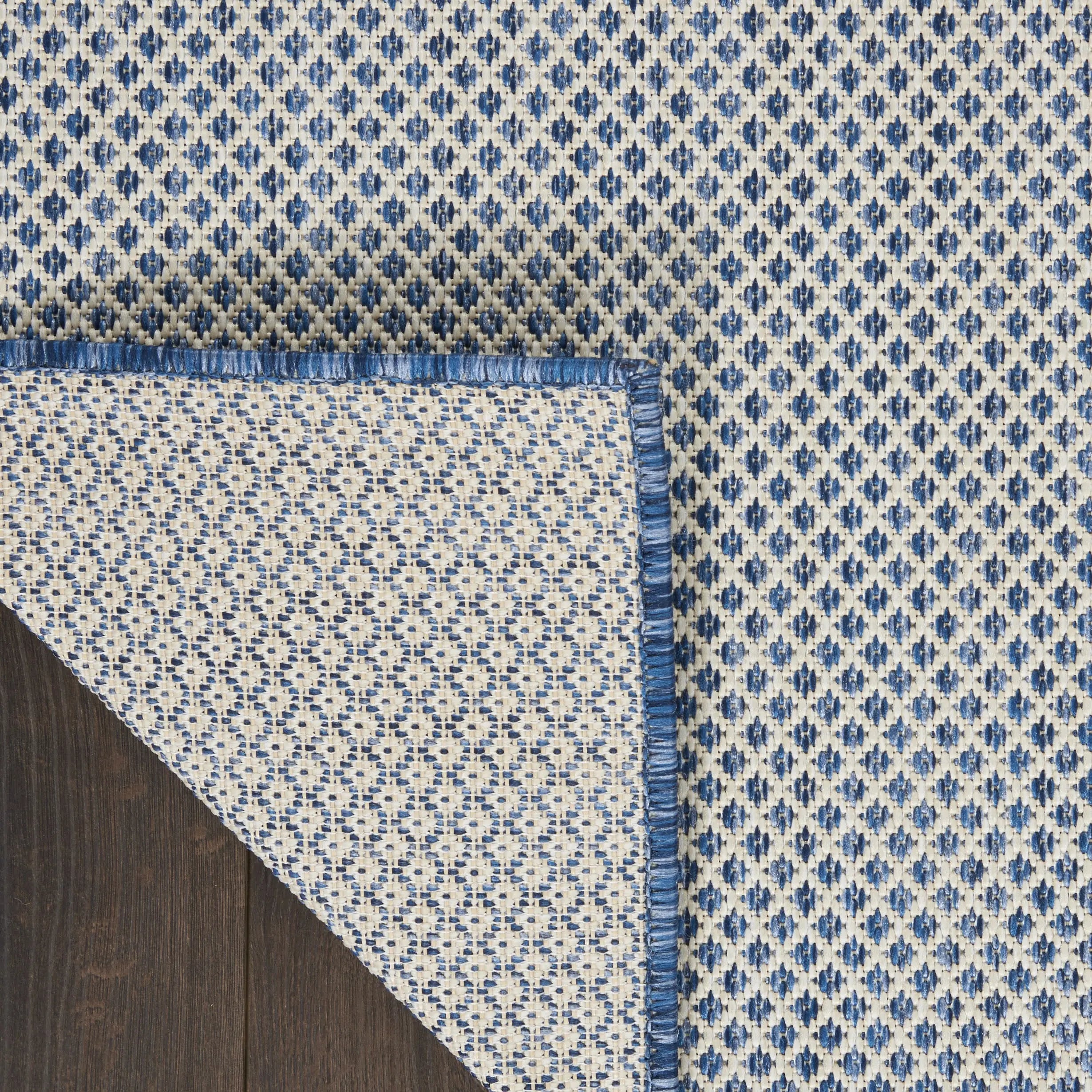 2' X 3' Ivory And Blue Geometric Indoor Outdoor Area Rug Homeroots Outdoor