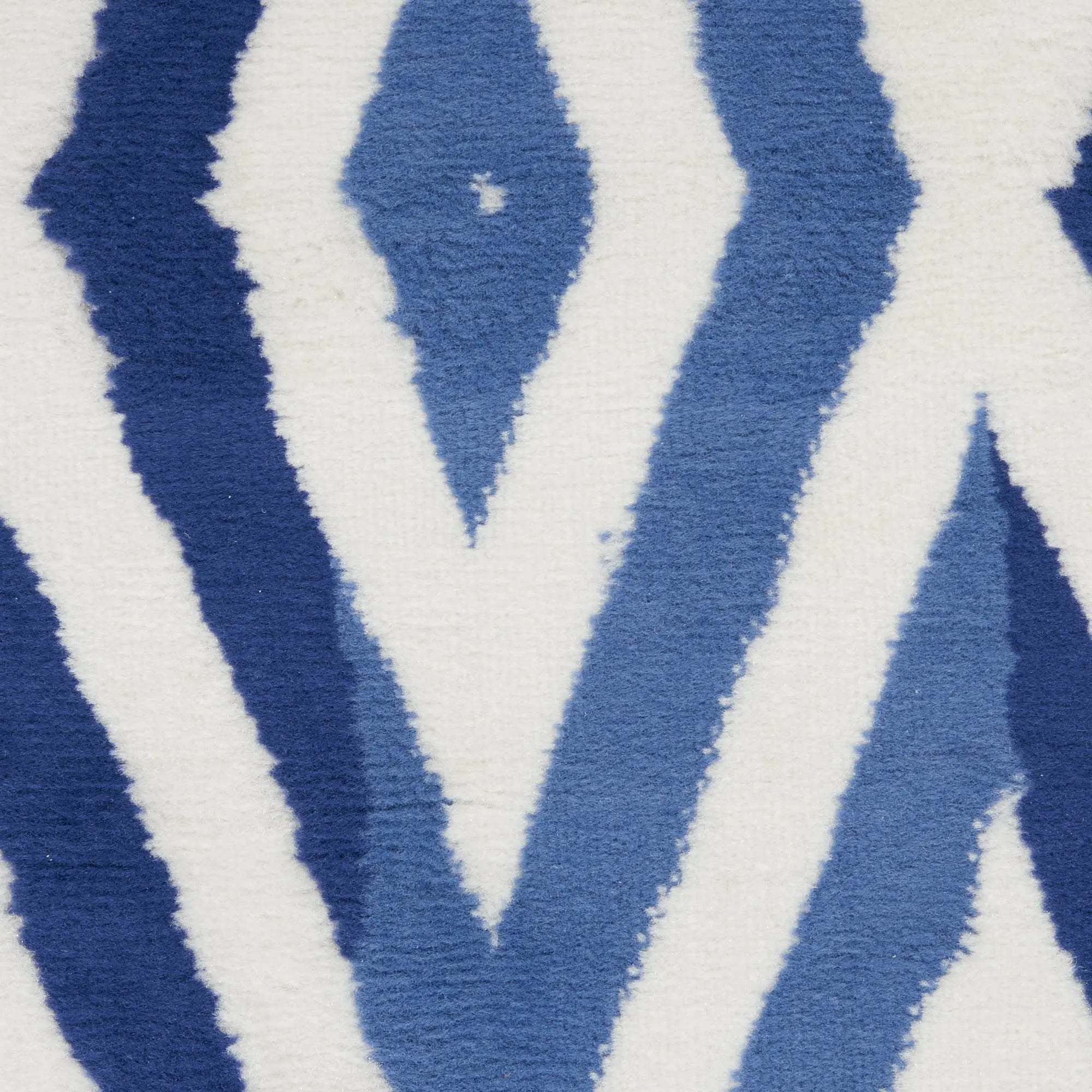 2' X 3' Ivory and Blue Geometric Area Rug Homeroots Home Decor
