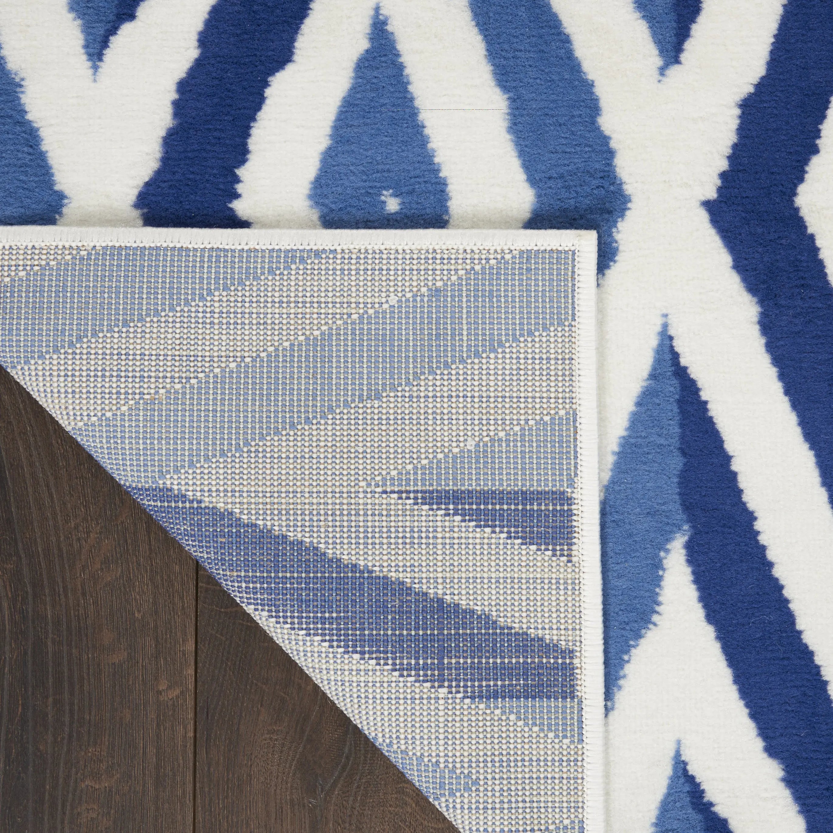 2' X 3' Ivory and Blue Geometric Area Rug Homeroots Home Decor
