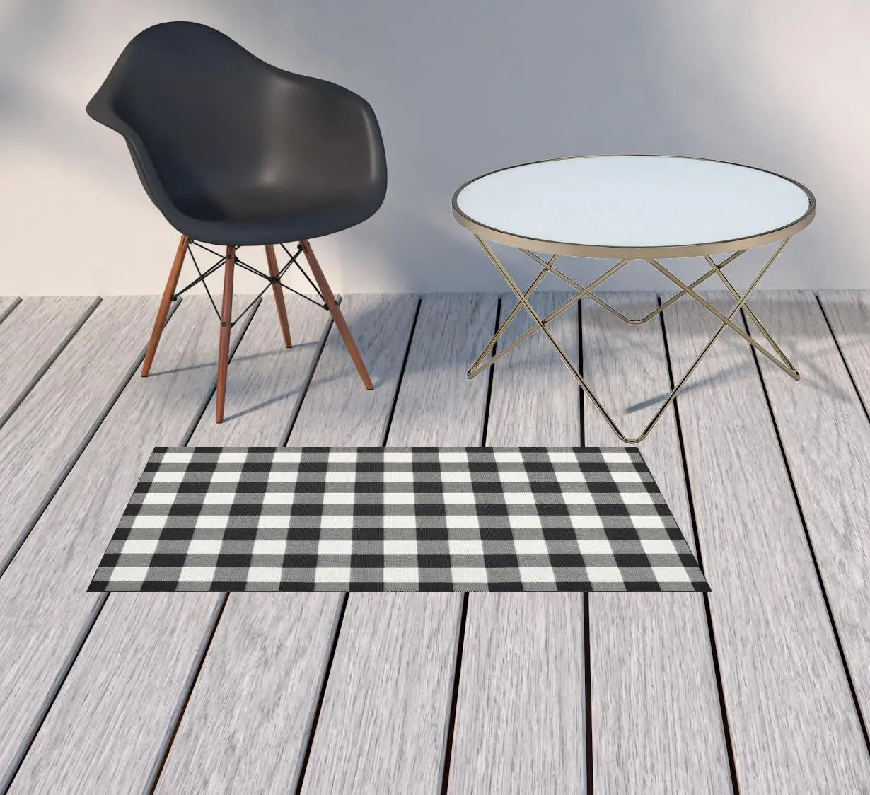2' X 4' Black And Ivory Indoor Outdoor Area Rug Homeroots Outdoor