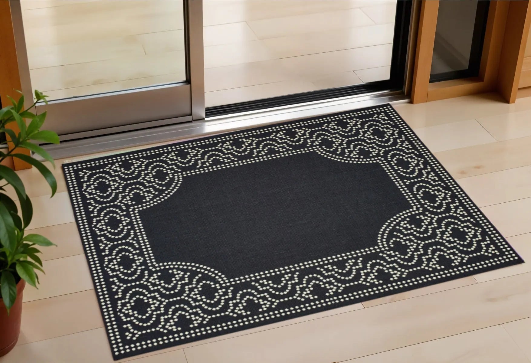 2' X 4' Black and Ivory Stain Resistant Indoor Outdoor Area Rug Homeroots Outdoor
