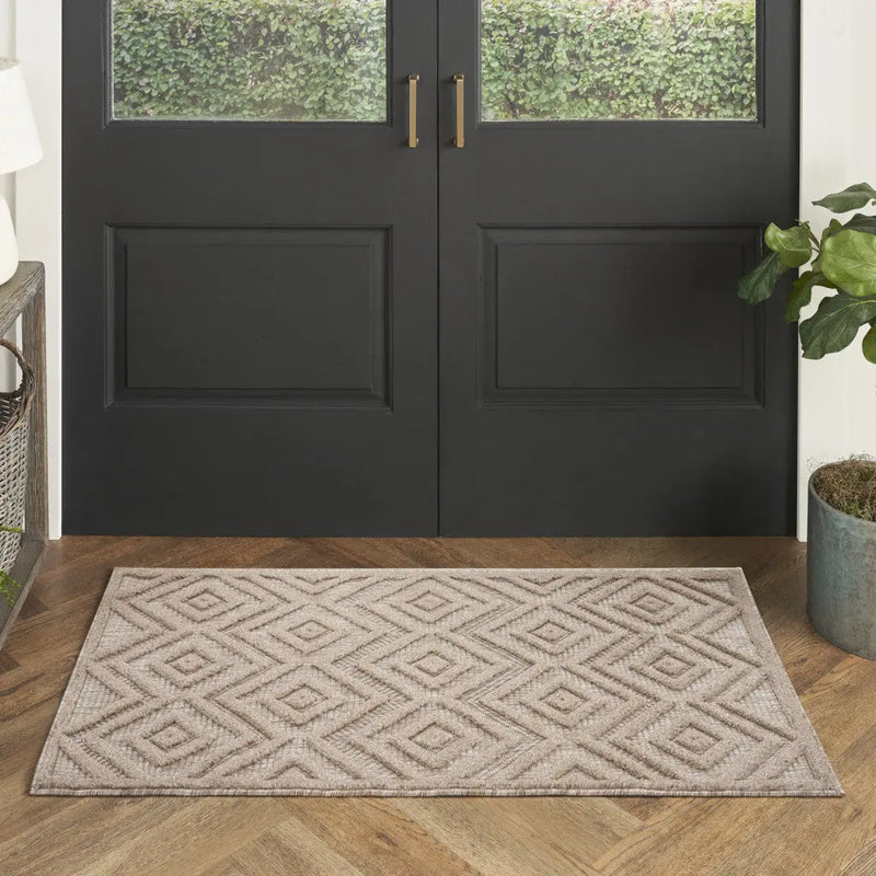 2' X 4' Natural And Beige Geometric Indoor Outdoor Area Rug Homeroots Outdoor