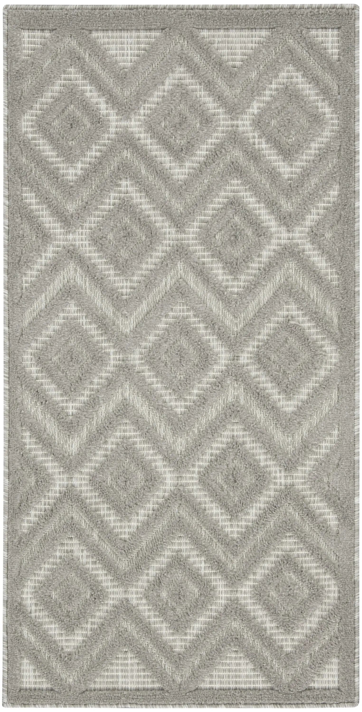 2' X 4' Silver And Gray Geometric Indoor Outdoor Area Rug Homeroots Outdoor
