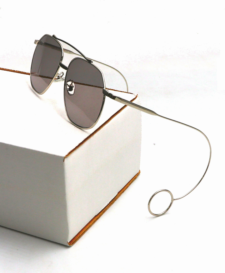 31135 Sunglasses Genesis International