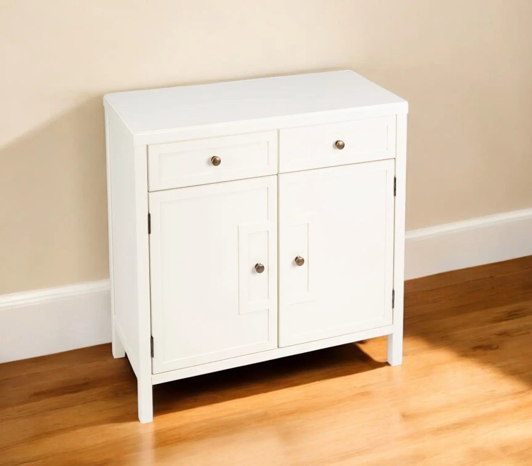 31" White Solid Wood Two Drawer Sideboard with Two Doors Homeroots Kitchen & Dining