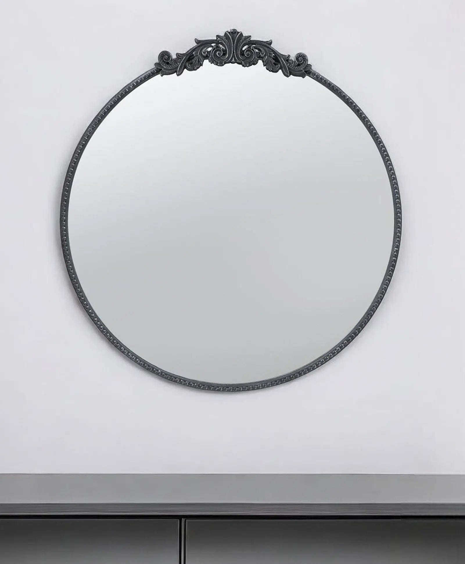 32" Black Crowned Top Iron Framed Accent Mirror Homeroots Bed & Bath