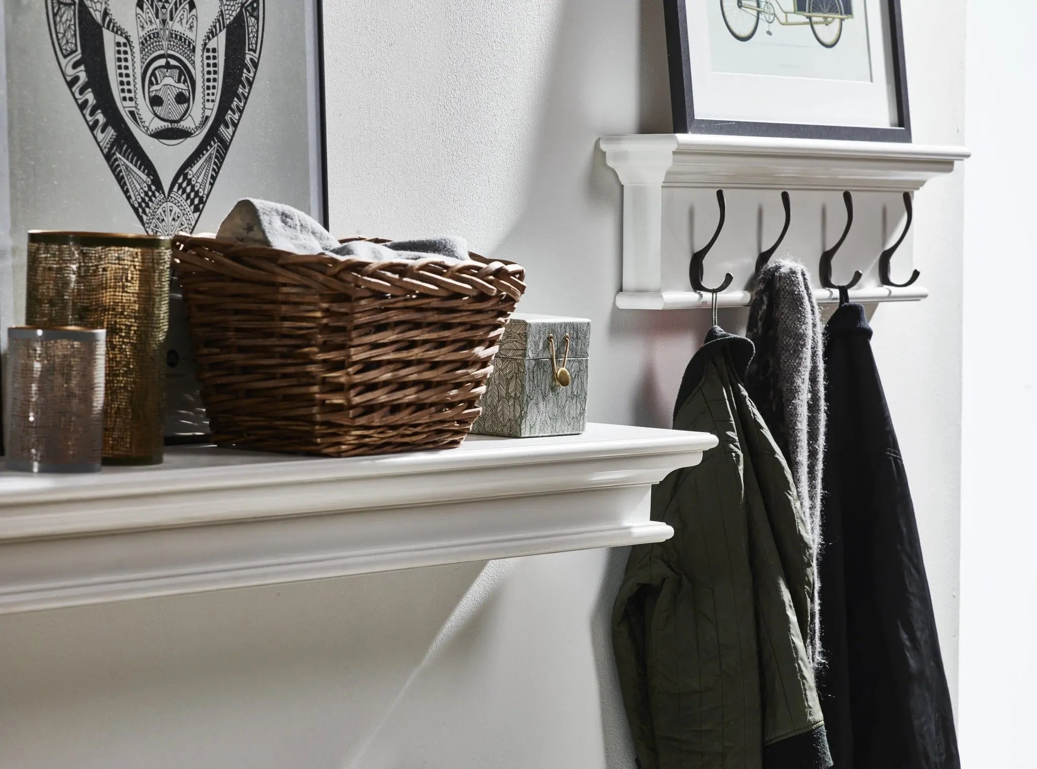 32" Classic White Floating Wall Shelf Homeroots Organization