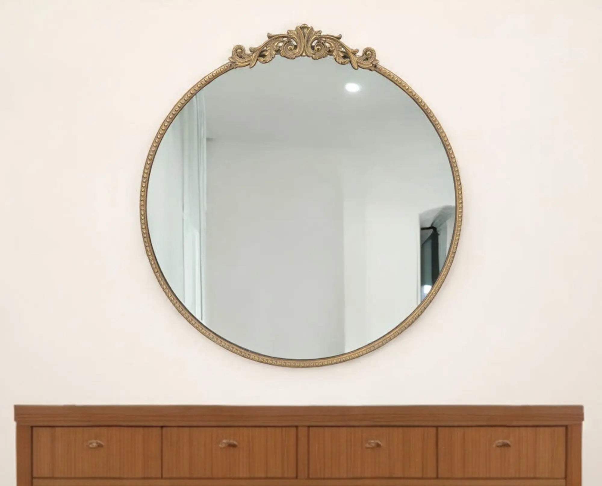 32" Gold Crowned Top Iron Framed Accent Mirror Homeroots Bed & Bath