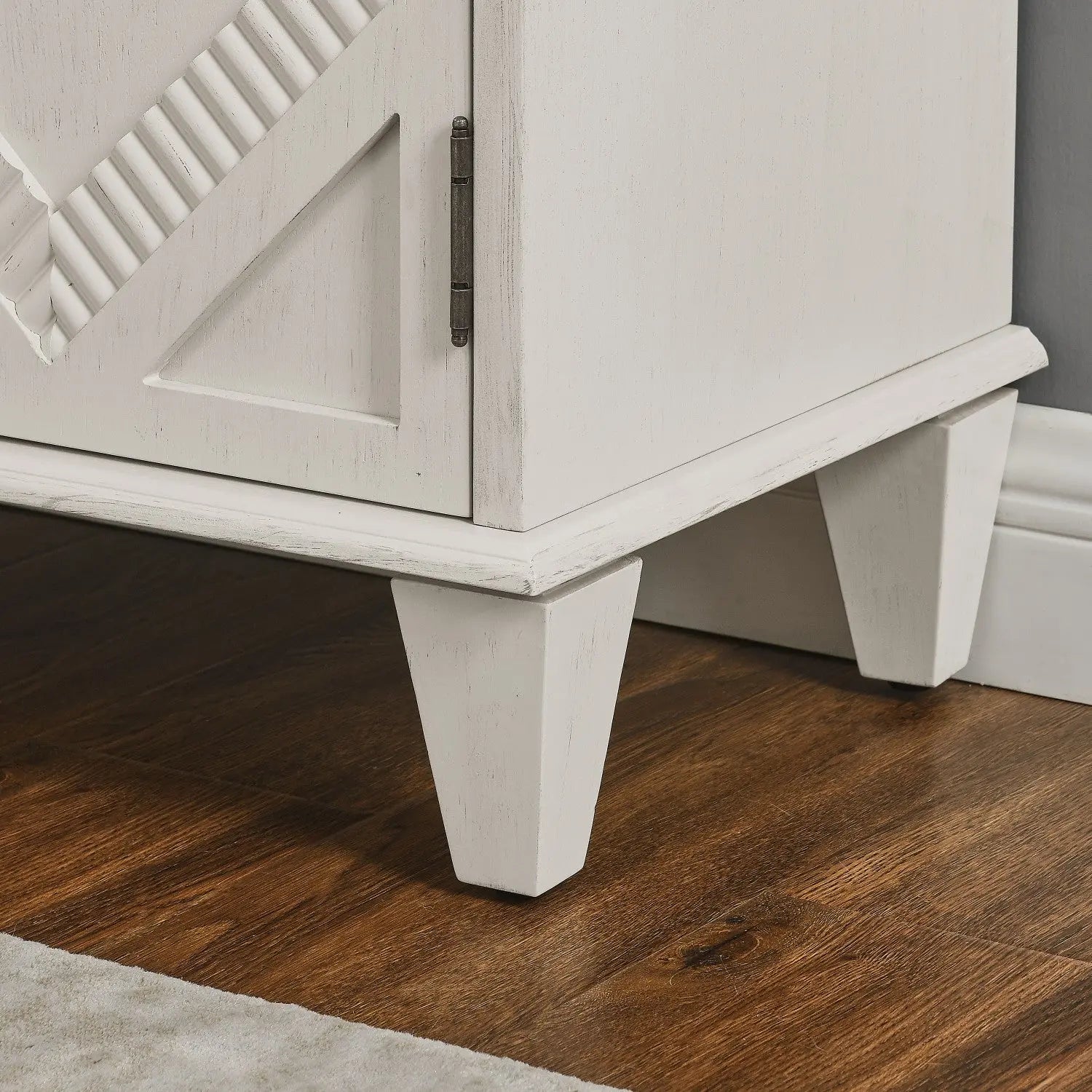 34" White Wood Carved Geometric Accent Cabinet With Two Doors Homeroots Kitchen & Dining