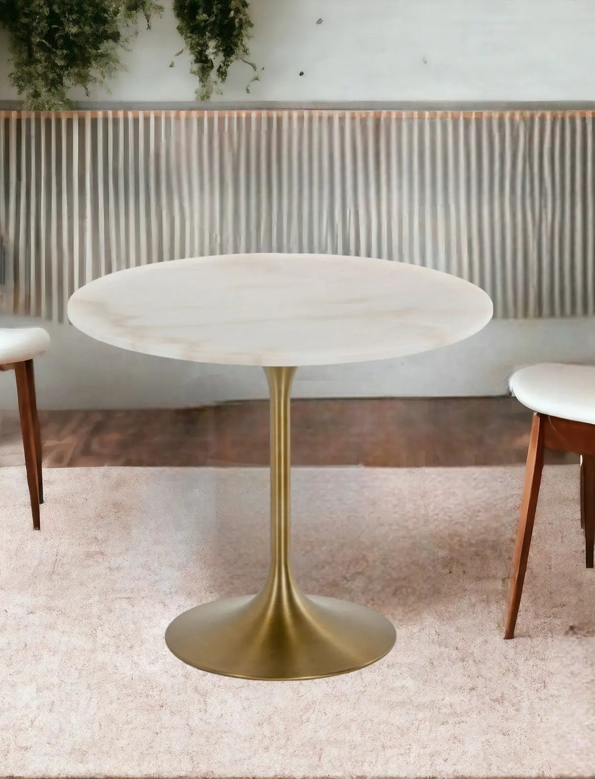 35" White And Gold Rounded Marble And Metal Dining Table Homeroots Kitchen & Dining