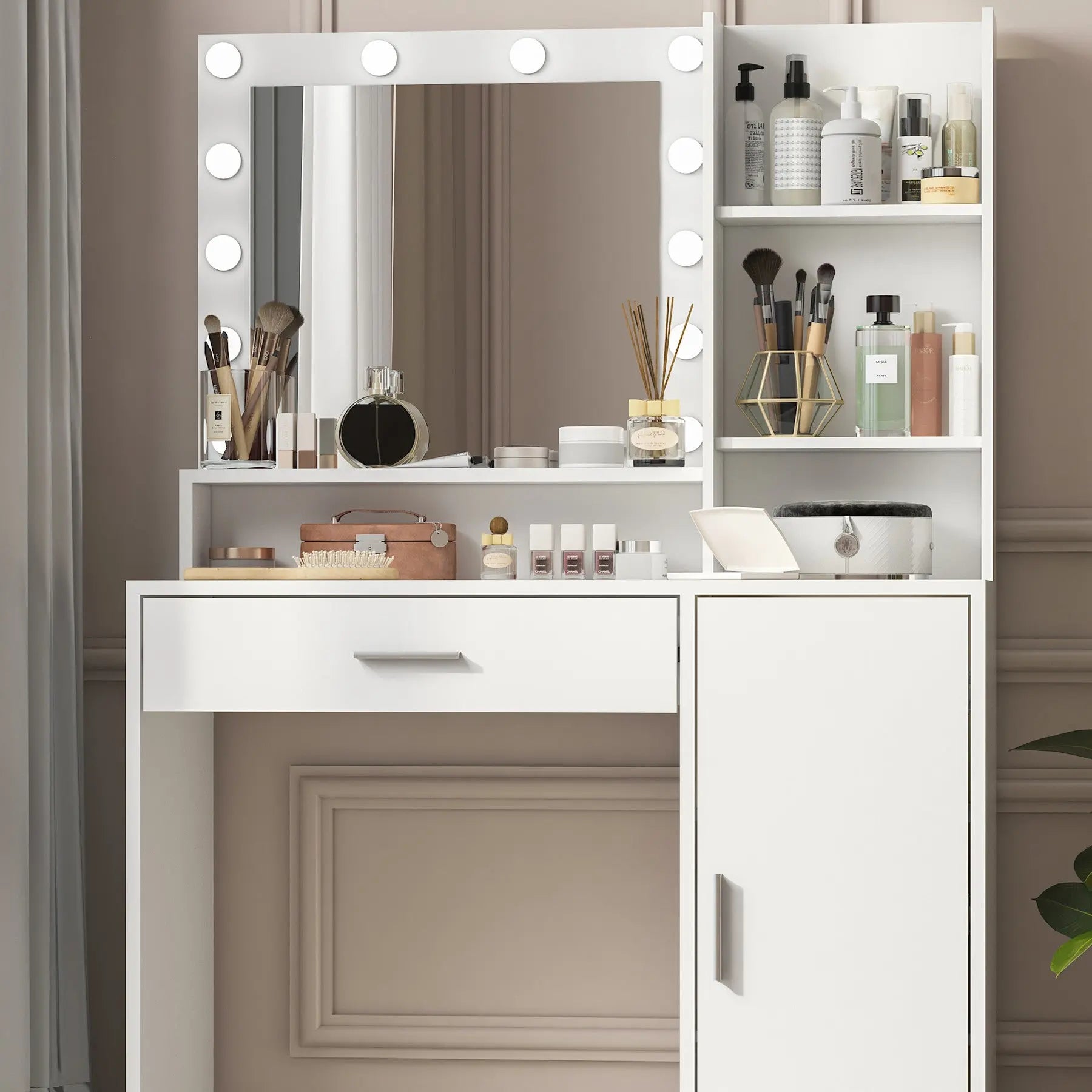 35" White Wood Mirrored Vanity Table And Lights Homeroots Living Room