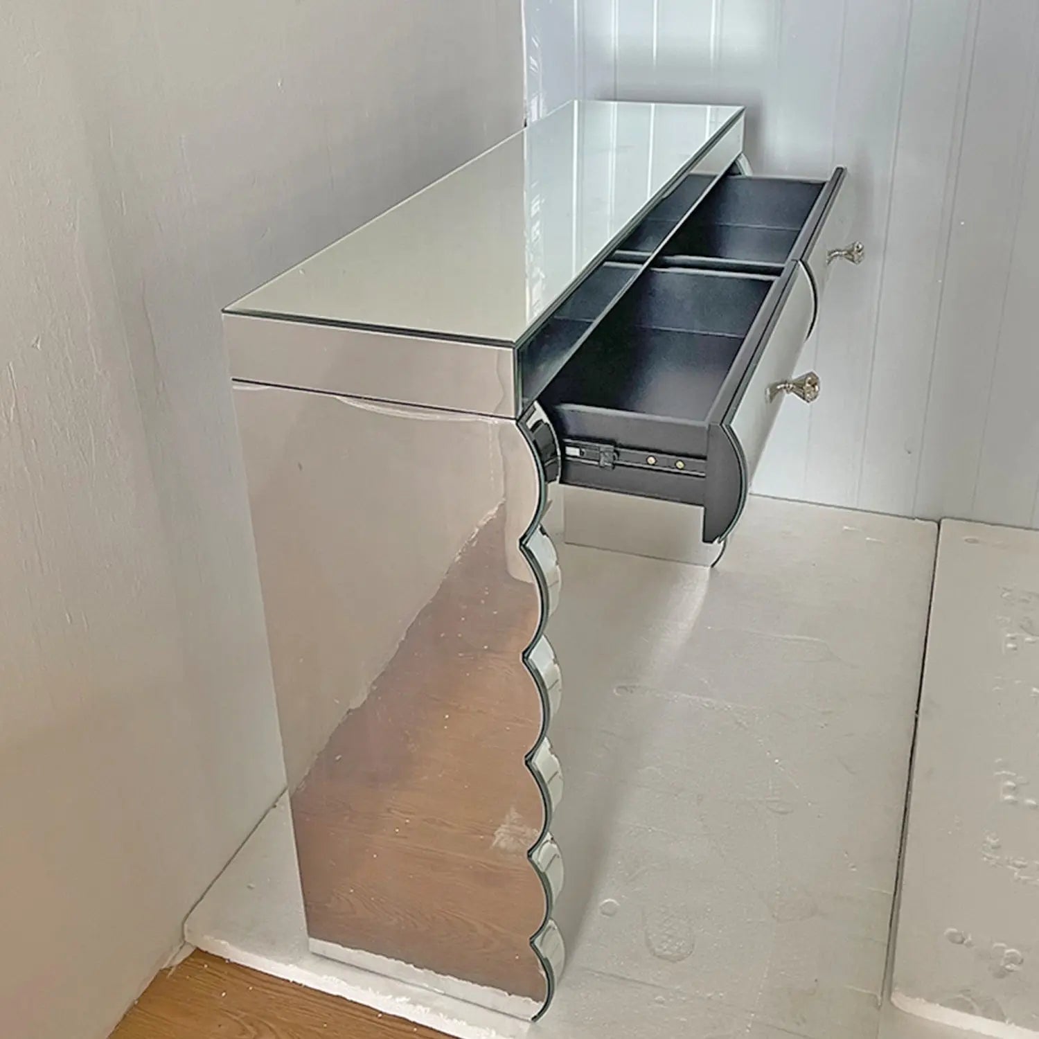 39" Silver Wood Vanity Table Homeroots Living Room