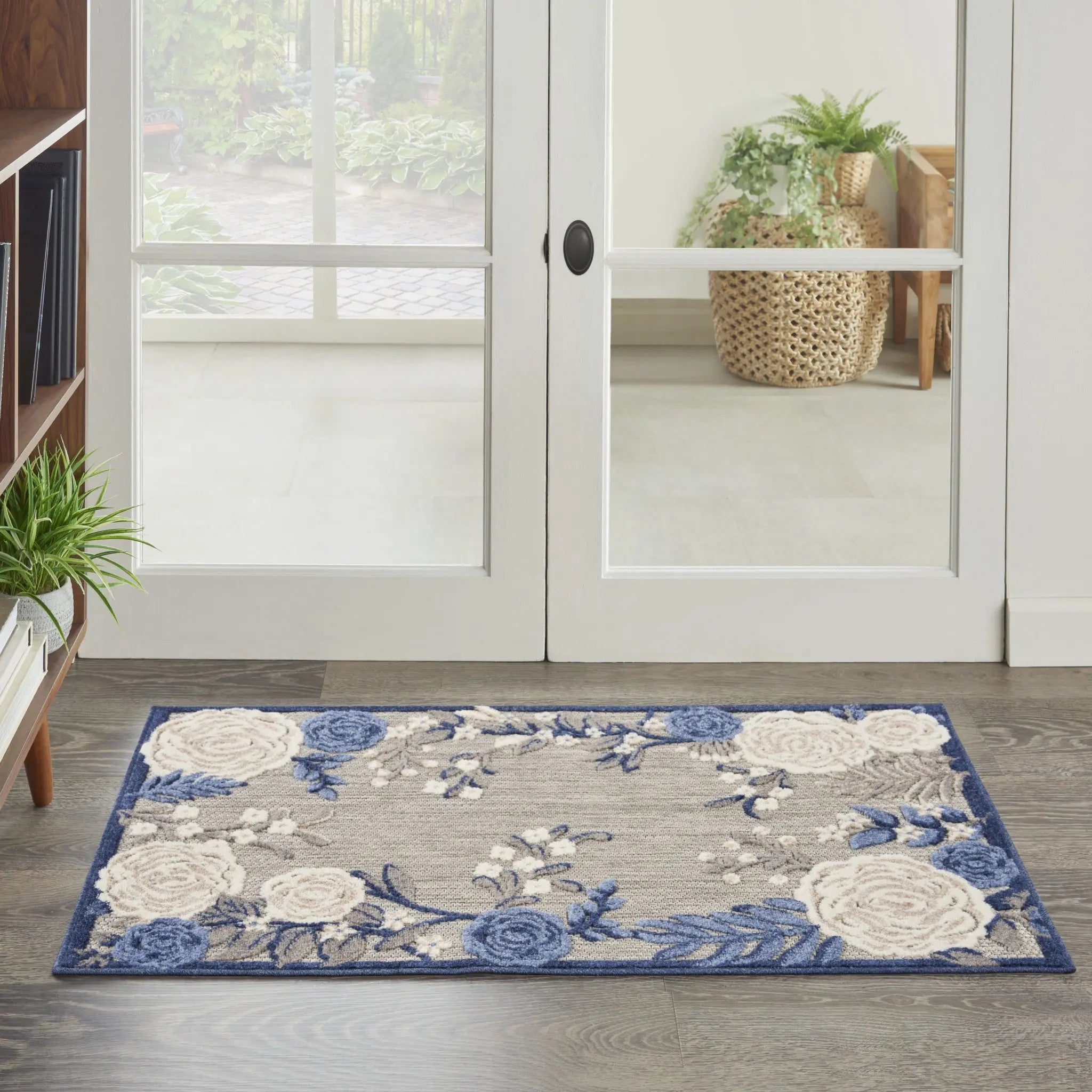 3' X 4' Blue and Gray Floral Indoor Outdoor Area Rug Homeroots Outdoor