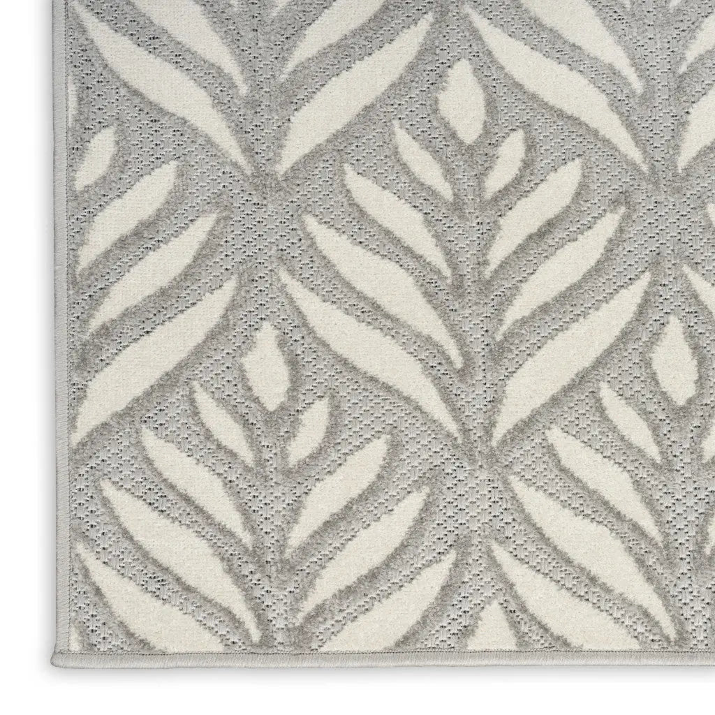 3' X 4' Gray Floral Indoor Outdoor Area Rug Homeroots Outdoor