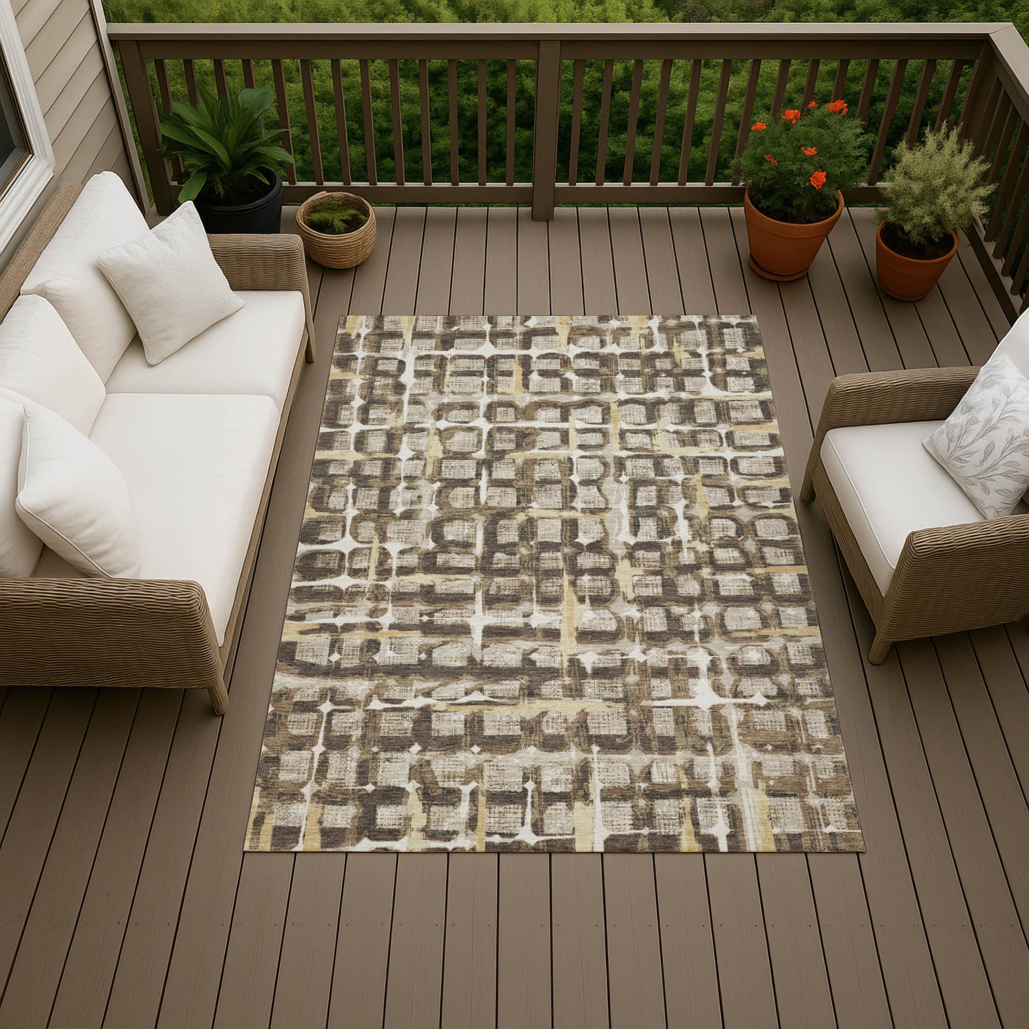 3' X 5' Beige And Brown Geometric Washable Indoor Outdoor Area Rug Homeroots Outdoor