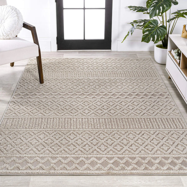3' X 5' Beige And Gray Trellis Indoor Outdoor Area Rug - GreatEagleInc