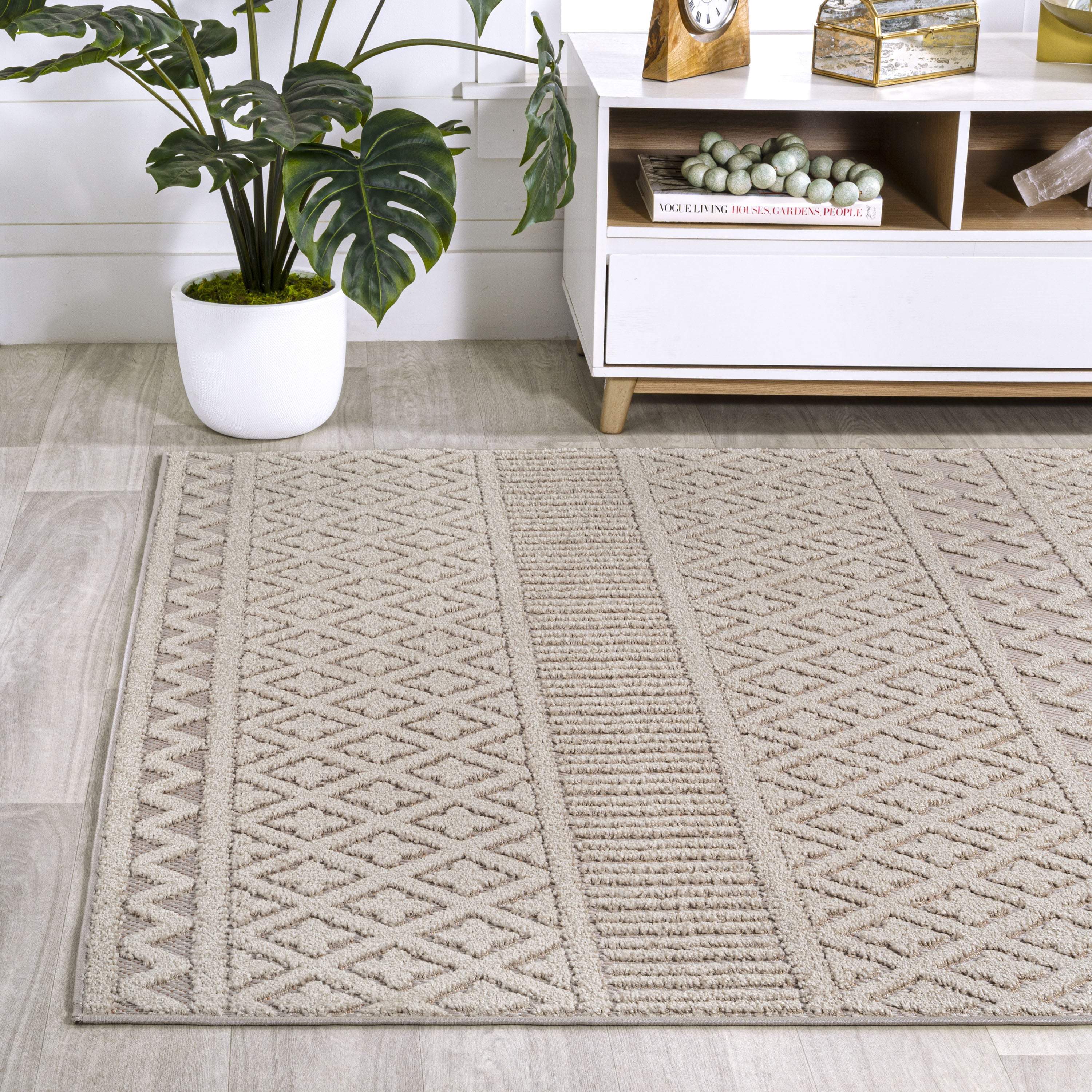 3' X 5' Beige And Gray Trellis Indoor Outdoor Area Rug - GreatEagleInc