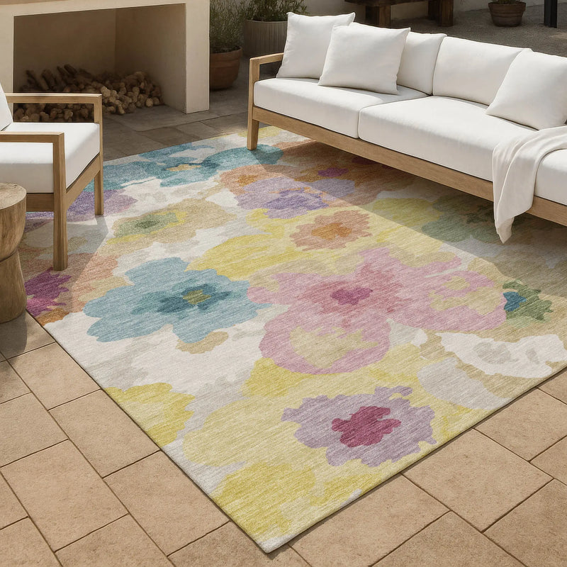 3' X 5' Beige And Ivory Floral Washable Indoor Outdoor Area Rug Homeroots Outdoor