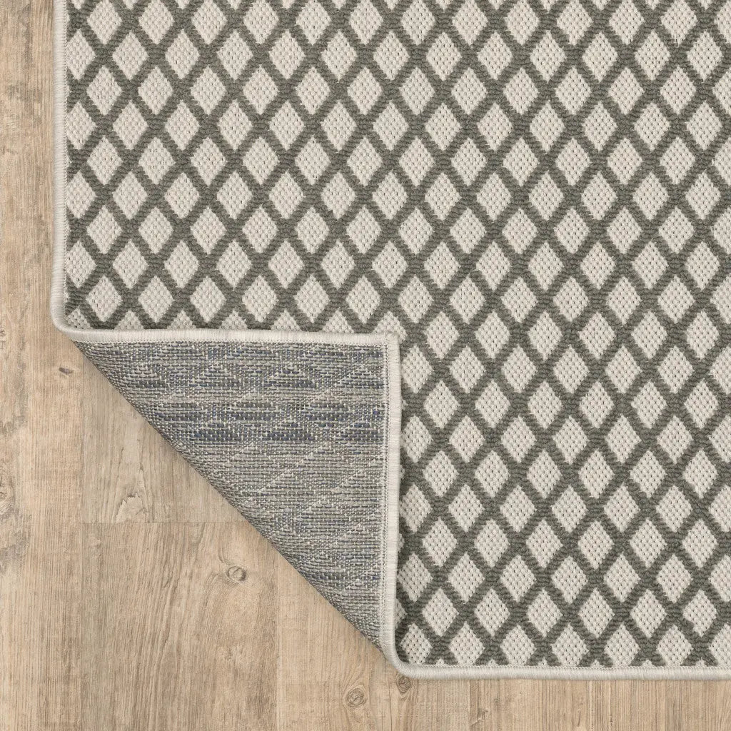 3' X 5' Beige Geometric Stain Resistant Indoor Outdoor Area Rug Homeroots Outdoor