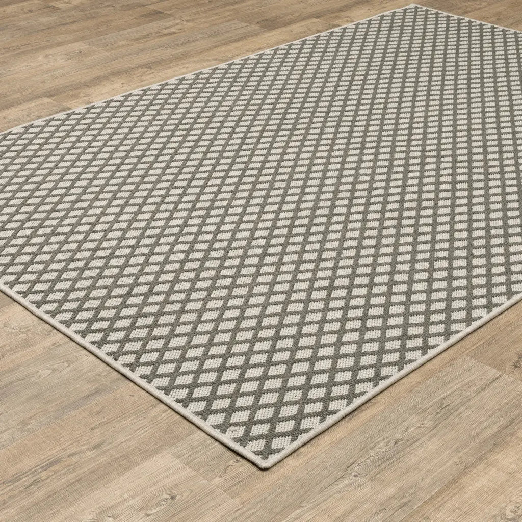 3' X 5' Beige Geometric Stain Resistant Indoor Outdoor Area Rug Homeroots Outdoor